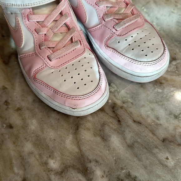 Girls nike borough court recraft low pink size 12 - Picture 2 of 7